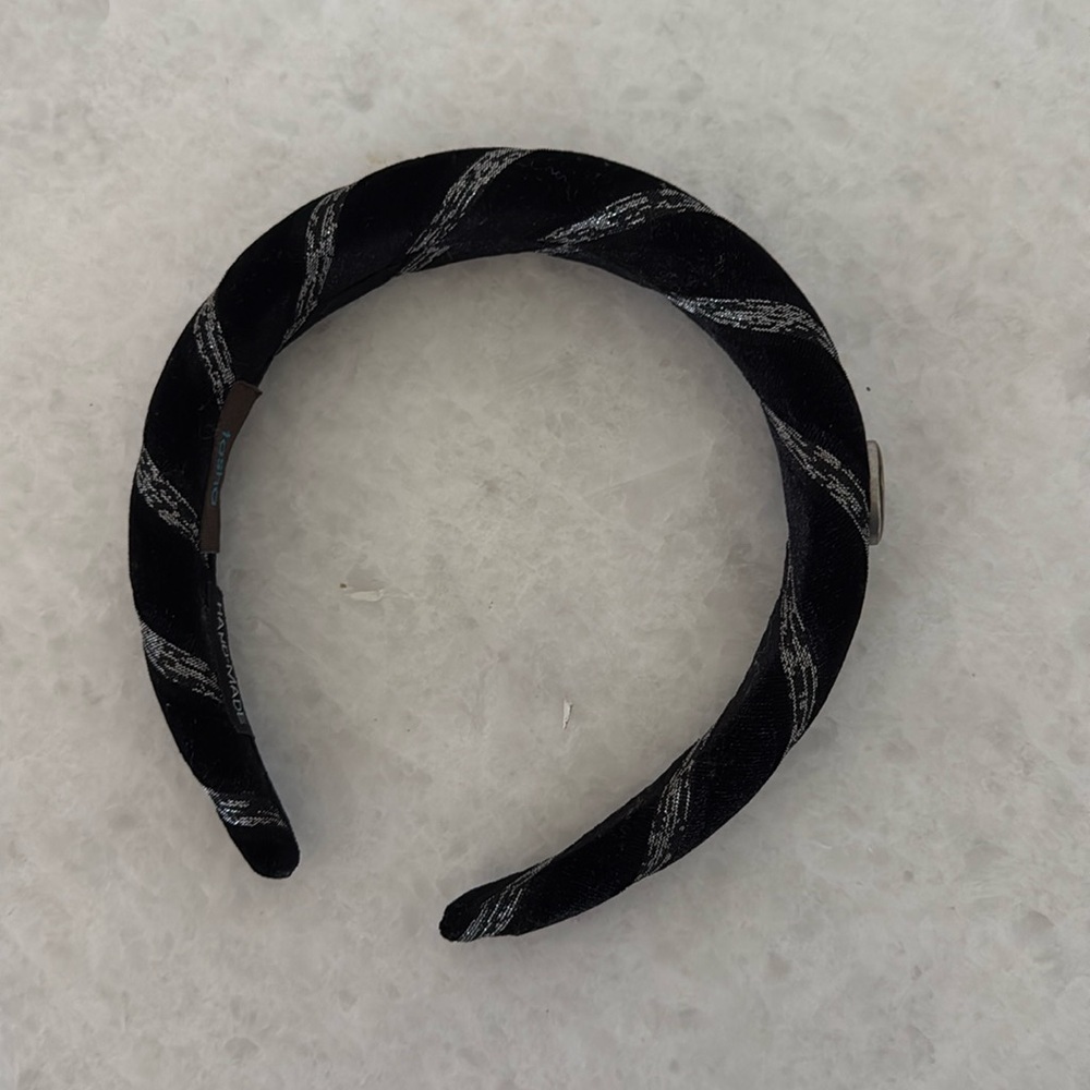 Headband up cycle Gucci charm - Picture 3 of 5